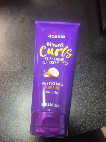 AUSSIE MIRACLE CURLS FRIZZ TAMING CURL CREAM