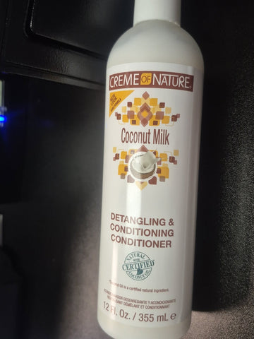CREME OF NATURE COCONUT MILK DETANGLING AND CONDITIONING CONDITIONER